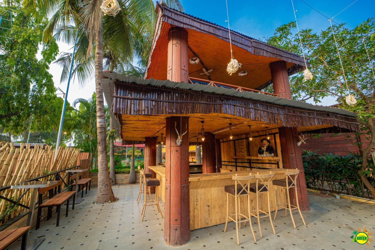 Summer Green Resort Hyderabad Exterior foto