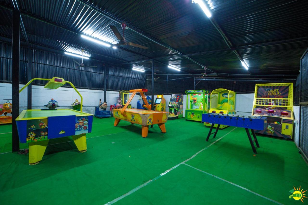 Summer Green Resort Hyderabad Exterior foto